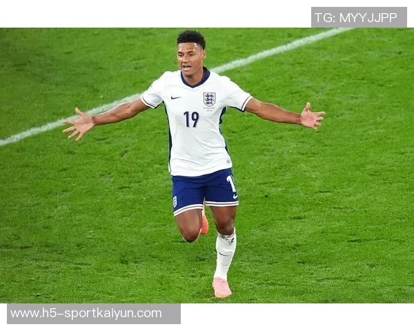 科林斯首发六场表现平平期待未能兑现命中率低迷引发关注